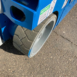 2013 GENIE GS1930 SCISSOR LIFT 19' REACH ELECTRIC 236 HOURS STOCK # BF979549-WIB - United Lift Equipment LLC