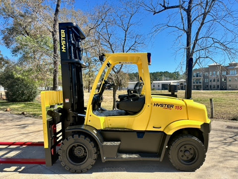 2014 HYSTER H155FT 15500 LB DIESEL FORKLIFT PNEUMATIC 115/173" 2 STAGE MAST SIDE SHIFTING FORK POSITIONER 3025 HOURS STOCK # BF9527349-TXB - United Lift LLC
