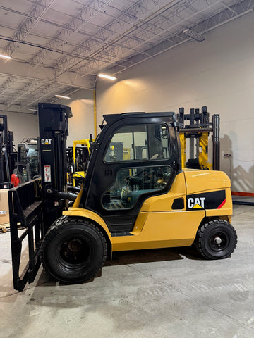 2019 CATERPILLAR DP50N1 11000 LB DIESEL FORKLIFT PNEUMATIC 94/132" 2 STAGE CLEAR VIEW MAST ENCLOSED CAB DUAL SIDE SHIFTER 1287 HOURS STOCK # BF9358729-BUF - United Lift LLC