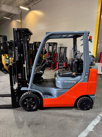 2020 TOYOTA 8FGCU25 5000 LB LP GAS FORKLIFT CUSHION 83/189" 3 STAGE MAST SIDE SHIFTING FORK POSITIONER 1114 HOURS STOCK # BF9119139-BUF - United Lift LLC