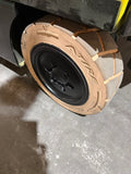 2022 HYSTER E50XN-33 5000 LB ELECTRIC CUSHION 90/206" 3 STAGE MAST NON MARKING TIRES SIDE SHIFTER 847 HOURS STOCK # BF9127449-BUF - United Lift LLC