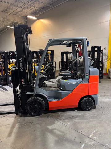 2022 TOYOTA 8FGCU30 LP GAS FORKLIFT 986 HOURS TREADED CUSHION TIRES 94/199 3 STAGE MAST SIDE SHIFTER STOCK # BF9125789-BUF