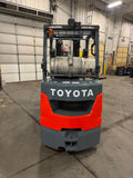 2022 TOYOTA 8FGCU32 6500 LB LP GAS FORKLIFT 884 HOURS CUSHION 87/187" 3 STAGE MAST SIDE SHIFTING FORK POSITIONER 4 WAY PLUMBING STOCK # BF9224729-BUF