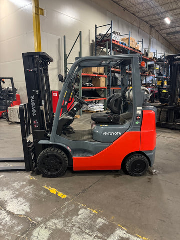 2020 TOYOTA 8FGCU25 5000 LB LP GAS FORKLIFT CUSHION 83/189 3 STAGE MAST SIDE SHIFTER 846 HOURS STOCK # BF9167519-BUF