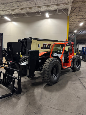 2018 JLG 1055 10000 LB DIESEL TELESCOPIC FORKLIFT 4WD OPEN CAB 1572 HOURS STOCK # BF9695569-BUF