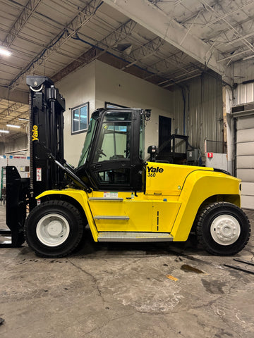 2019 YALE GDP360 36000 LB DIESEL FORKLIFT PNEUMATIC 144/148" 2 STAGE MAST SIDE SHIFTING FORK POSITIONER ENCLOSED HEATED CAB 103" LONG FORKS, 3,072 HOURS STOCK # BF9756589-BUF