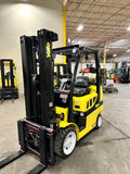 2016 YALE GLC060VXN 6000 LB LP GAS FORKLIFT CUSHION 88/188" 3 STAGE MAST SIDE SHIFTER 1874 HOURS STOCK # BF9172529-BUF - United Lift Equipment LLC