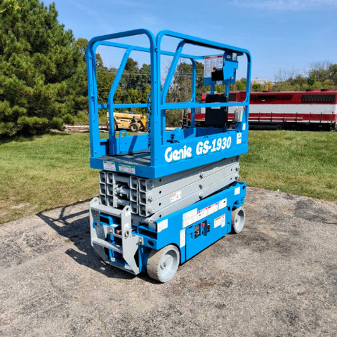 2016 GENIE GS1930 SCISSOR LIFT 19' REACH ELECTRIC 356 HOURS STOCK # BF959519-WIB - United Lift LLC