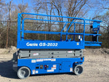 2014/2015 GENIE GS2032 SCISSOR LIFT 20' REACH ELECTRIC SMOOTH CUSHION TIRES STOCK # BF985139-RIL2