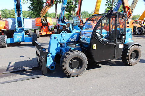 2023 GENIE GTH5519 5500 LB DIESEL TELESCOPIC FORKLIFT TELEHANDLER PNEUMATIC 4WD ENCLOSED HEAT AUXILIARY HYDRAULICS BRAND NEW STOCK # BF9759519-BUF - United Lift Equipment LLC