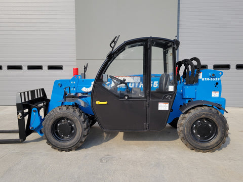 2023 GENIE GTH5519 5500 LB DIESEL TELESCOPIC FORKLIFT TELEHANDLER PNEUMATIC 4WD ENCLOSED HEATED CAB BRAND NEW STOCK # BF9675129-RIL