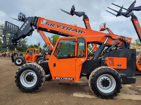 2023 SKYTRAK 8042 8000 LB DIESEL TELESCOPIC FORKLIFT TELEHANDLER PNEUMATIC 4WD BRAND NEW ENCLOSED CAB WITH HEAT AND AC STOCK # BF91361259-VAOH - United Lift Equipment LLC