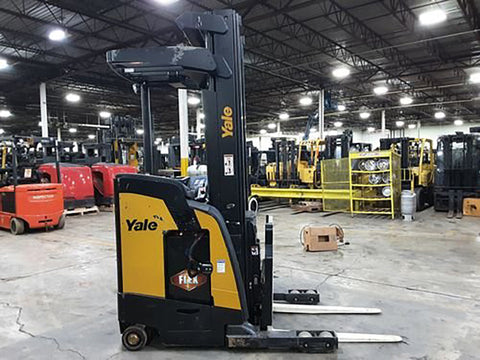 2024 YALE NR040 4000 LB 36 VOLT ELECTRIC REACH FORKLIFT 107/242" 3 STAGE MAST SIDE SHIFTER 7 HOURS STOCK # BF9339149-ROH - United Lift LLC